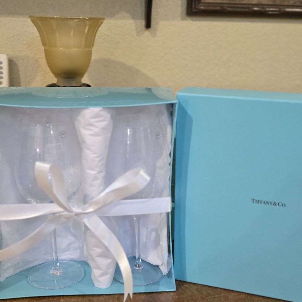Tiffany & Co. Glass Set in Iconic Blue Box